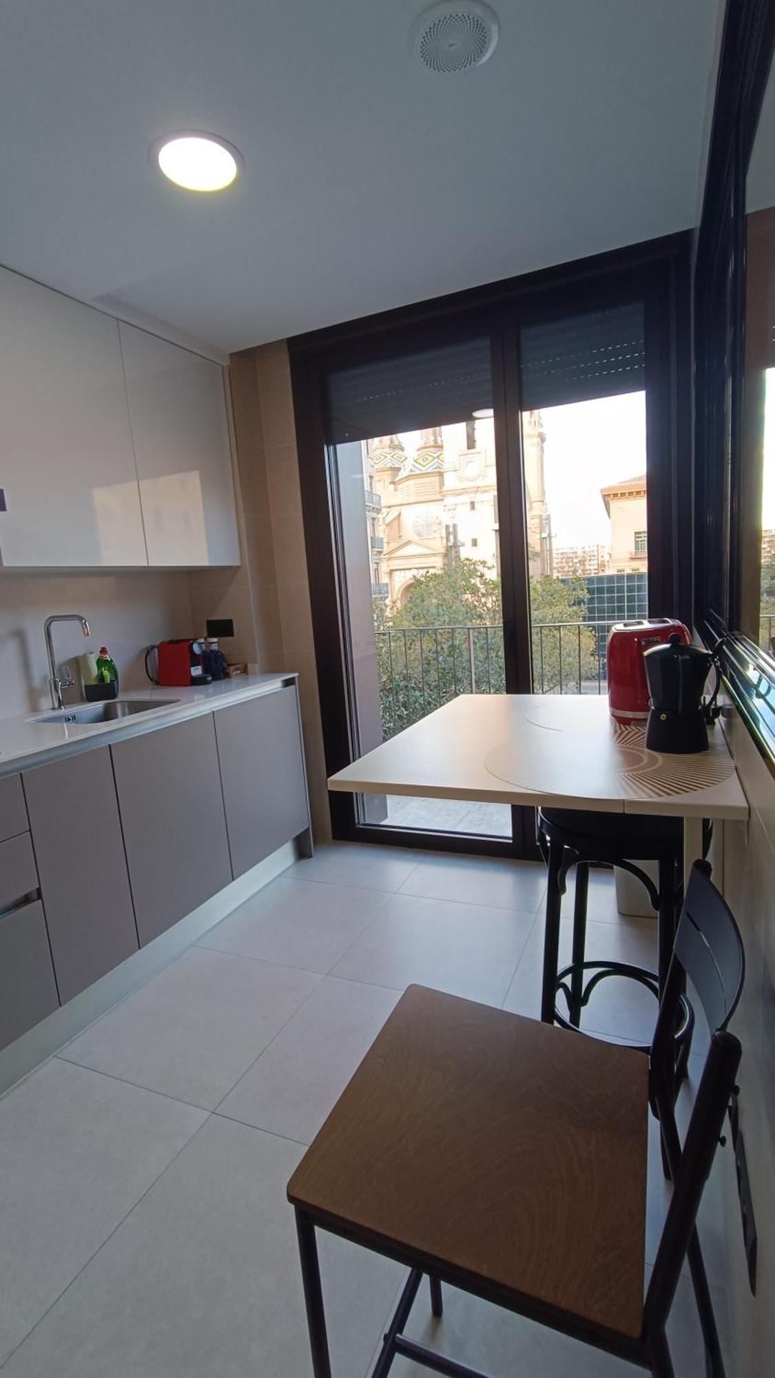 Lc Plaza Del Pilar Apartment Zaragoza Exterior photo